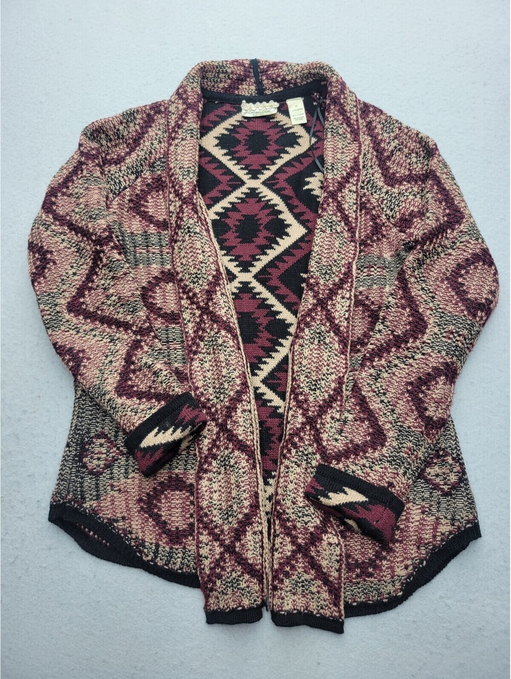 Gimmicks by BKE Women's Sweater Medium Maroon Cardigan Floral Acrylic Casual